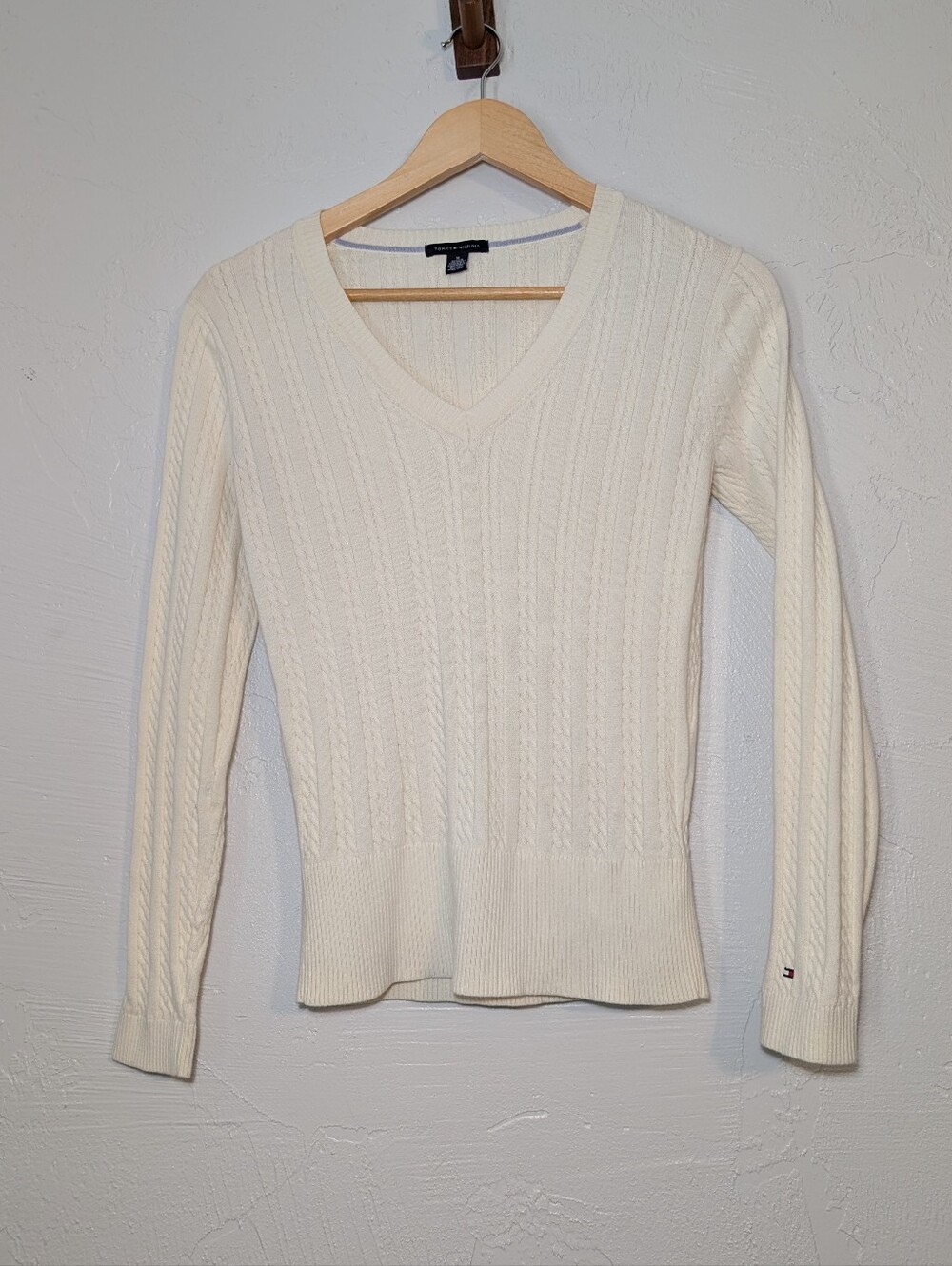 White Knit Cotton Vneck Sweater Preppy Timeless Minimalist Coastal Preppy Clean